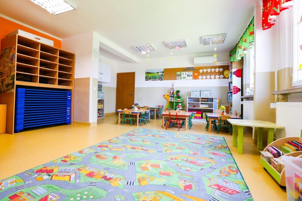 How to Set Up a Montessori Art Area How to Set Up a Montessori Art Area